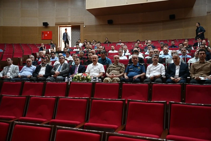 23 KAMU KURUMUNA KALİTE BELGESİ