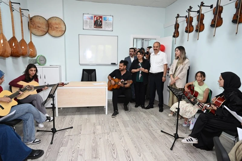 aile