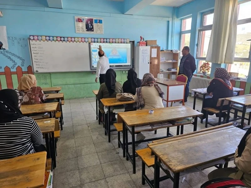 AİLELERE İLK YARDIM EĞİTİMİ