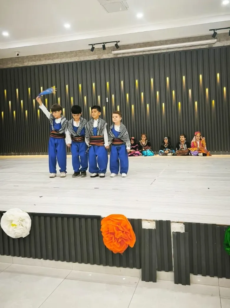 MİNİKLERDEN YILSONU ŞENLİĞİ