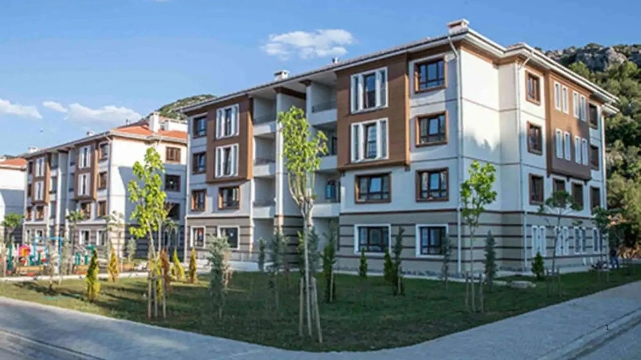 500 BİN KONUTA 5 MİLYONU AŞAN BAŞVURU