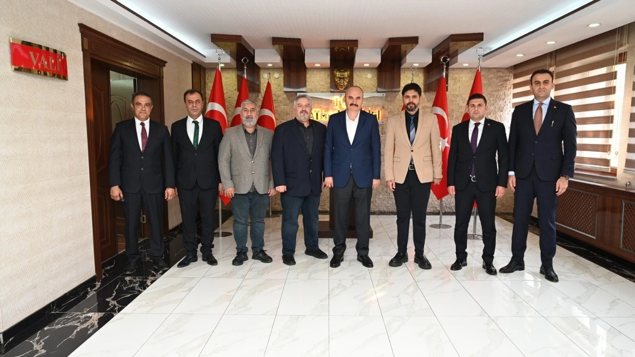 BATMAN’A DEVLET TİYATROSU KURULUYOR