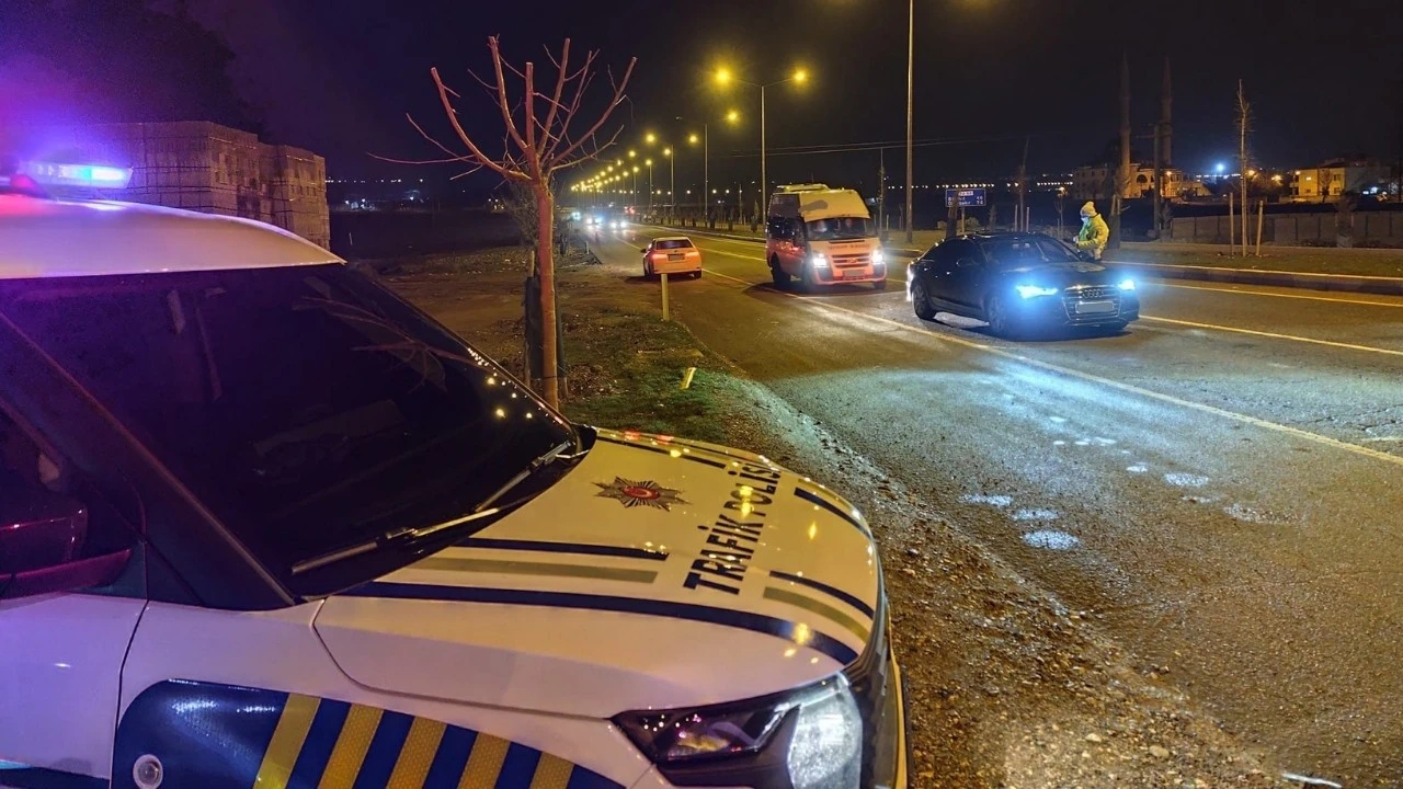 &Ccedil;EVRE YOLUNDA RADAR VE ALKOL DENETİMİ