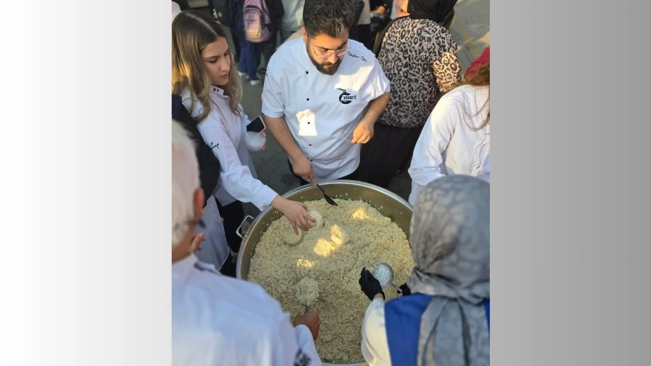 GÖNÜLLÜ PİRİNCİ FESTİVALE DAMGA VURDU