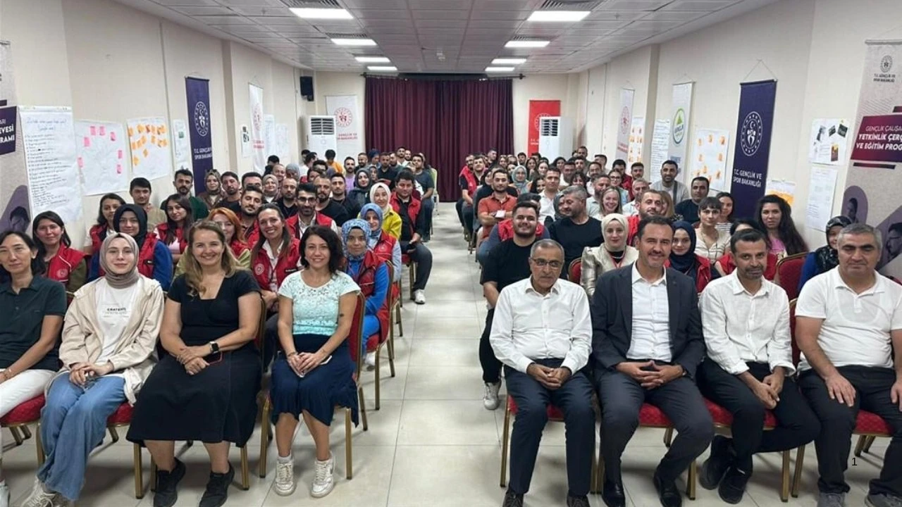 907 LİDER AYNI ÇATIDA BULUŞTU