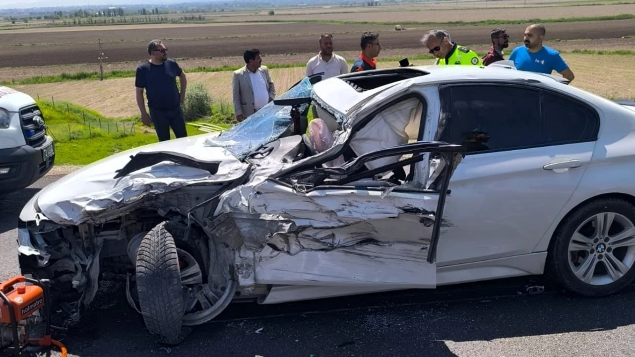 DİYARBAKIR KARAYOLUNDA ZİNCİRLEME KAZA