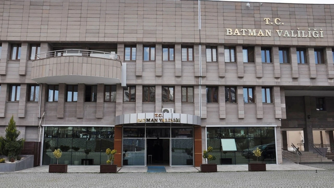 KAMYONETE BAĞLI SÜRÜKLENEN AT İÇİN SORUŞTURMA