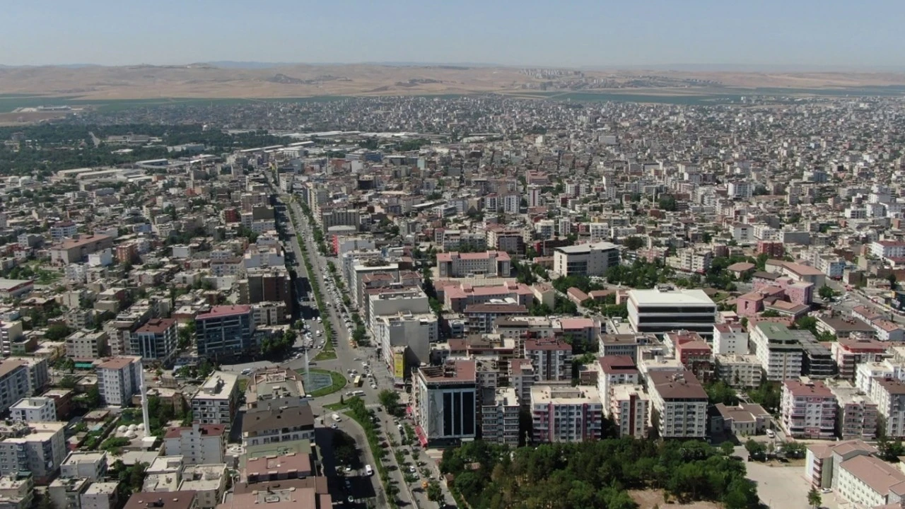 B&Uuml;Y&Uuml;YEN BATMAN ZORLANIYOR