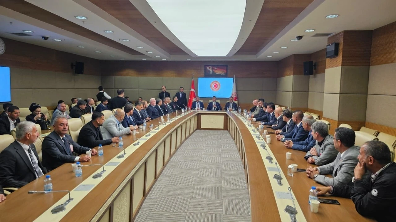 MHP BATMAN TEŞKİLATI, BAHÇELİ’NİN GRUP TOPLANTISINA TAM KADRO KATILDI