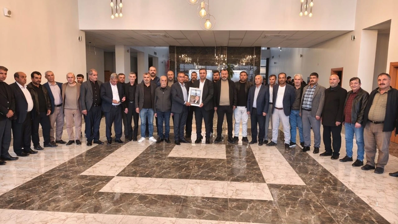 RAMANLI, KOZLUK’TA HALKIN SORUNLARINI DİNLEDİ