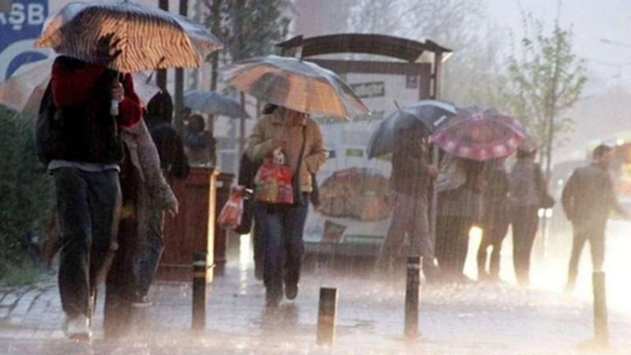 YURT GENELİNDE SAĞANAK YAĞIŞ VE &Ccedil;IĞ UYARISI