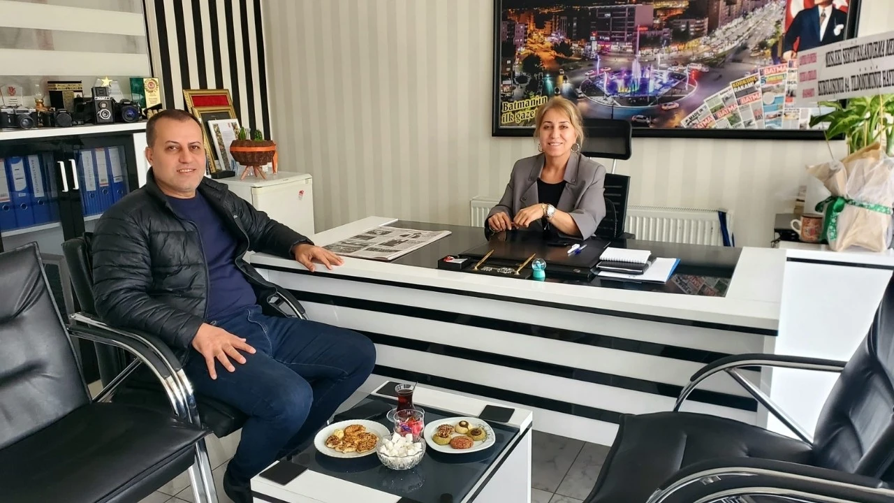 KAPUCU, GAZETEMİZİ TEBRİK ETTİ