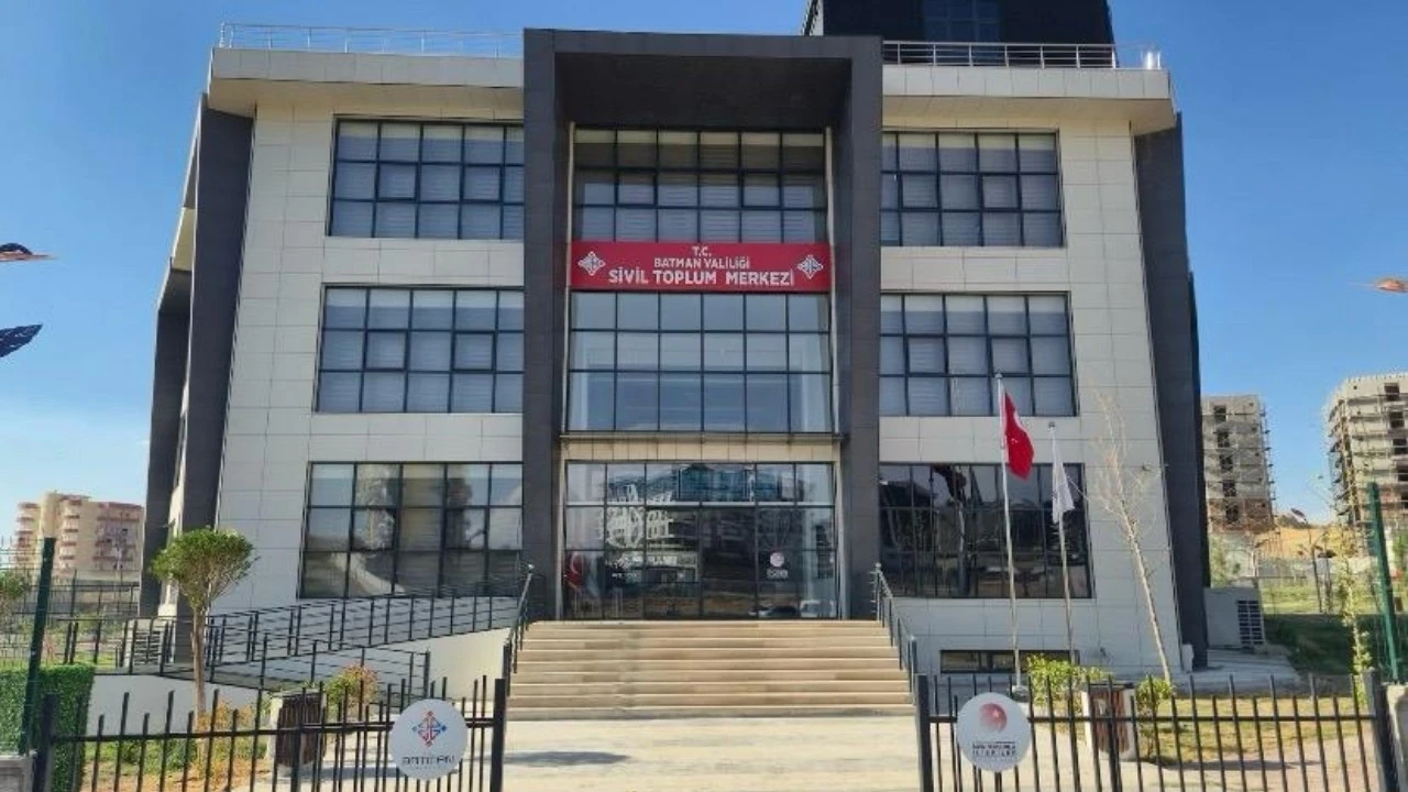 Sivil Toplum Modeli &Ouml;rnek G&ouml;sterildi