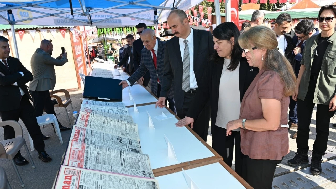 VALİ CANALP’TEN BATMAN GAZETESİ ARŞİVİNE ZİYARET