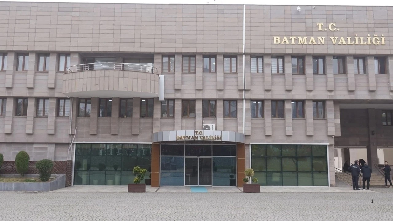 VALİLİK DUYURDU, OKULLAR 1 G&Uuml;N TATİL