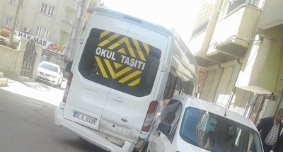 2 araca çarpıp durabildi