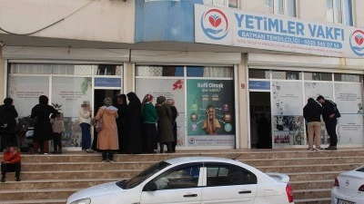 250 YETİM AİLEYE RAMAZAN DESTEĞİ