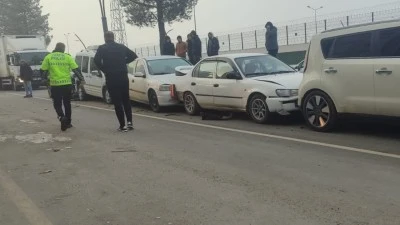 5 ARA&Ccedil; BİRBİRİNE GİRDİ