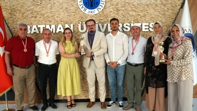 60+ &Ouml;ĞRENCİLERDEN ŞAMPİYONLUK GURURU