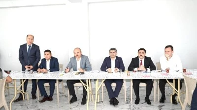 78 BİN 700 FİDAN TOPRAKLA BULUŞTU