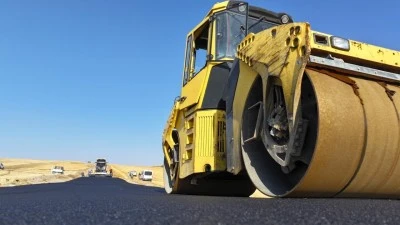900 METRELİK YOL YENİLENDİ
