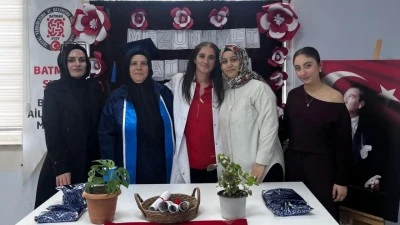 ADEM&rsquo;DE MEZUNİYET SEVİNCİ