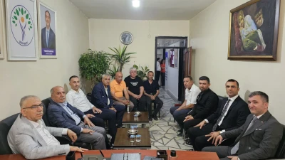 AK PARTİ'DE SİYASİ PARTİLERE BAYRAM ZİYARETİ 