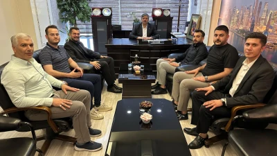 BAŞKAN ÇİFTÇİ'DEN GENÇLERE TİCARET TAVSİYESİ