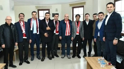 BATMAN&rsquo;DA DİKKAT &Ccedil;EKEN BULUŞMA