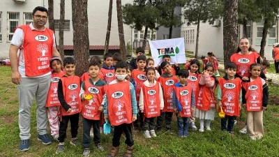 BATMAN&rsquo;DA MİNİK ELLER TOPRAKLA BULUŞTU