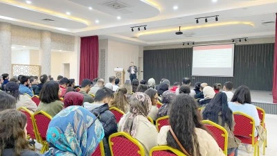 BATMAN MODELİ SAHAYA İNDİ