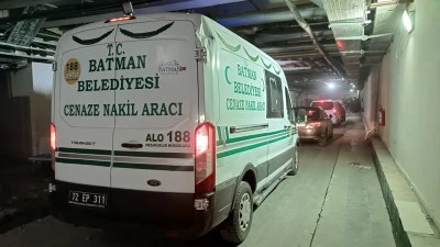BELEDİYE ÖNÜNDE FACİA: 5 YAŞINDAKİ ÇOCUK ÖLDÜ 