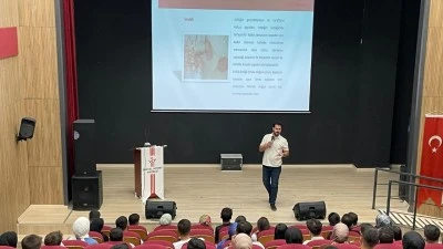 BİLİNÇLİ GENÇLERLE GÜÇLÜ TOPLUM