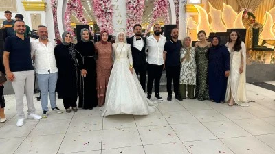 BİRSEN VE ERHAN &Ccedil;İFTİ MUTLULUĞA &ldquo;EVET&rdquo; DEDİ