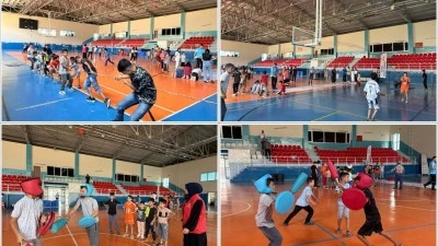 CAMİDEN SPOR SALONUNA GÖNÜL KÖPRÜSÜ