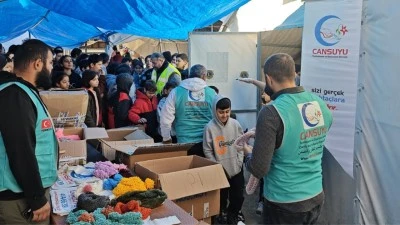 CANSUYU 350 &Ouml;ĞRENCİNİN Y&Uuml;Z&Uuml;N&Uuml; G&Uuml;LD&Uuml;RD&Uuml;
