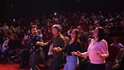 CELAL G&Uuml;M&Uuml;Ş KONSERİ İLGİ G&Ouml;RD&Uuml;