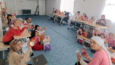 &Ccedil;OCUKLARA SERİNLETEN S&Uuml;RPRİZ