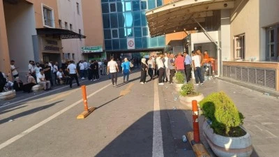 DÜĞÜN YOLUNDA KAZA:1 ÖLÜ