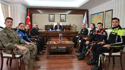 EMNİYETTEN VALİ CANALP&rsquo;E ZİYARET