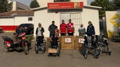 ENGELLİLERE TEKERLEKLİ SANDALYE DESTEĞİ