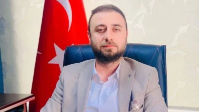 GENÇLİK İÇİN VİZYON HAREKETİYİZ