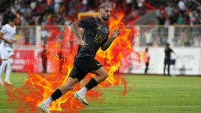 GOL ORUCUNU HAT-TRİCK İLE BOZDU!