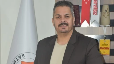 UYANIK: YEREL BASINA DESTEK ŞART, SANSÜR HALA SÜRÜYOR