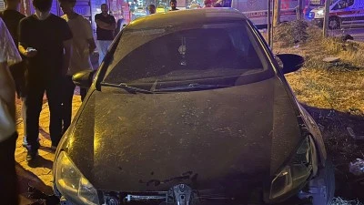  KONTROLDEN &Ccedil;IKAN OTOMOBİL ORTA REF&Uuml;JE &Ccedil;ARPTI