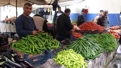 BİBER FİYATLARI 250 LİRAYI G&Ouml;RD&Uuml;