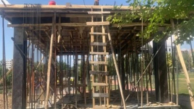PARKLARA MESCİT VE BÜFE İNŞAATI SÜRÜYOR