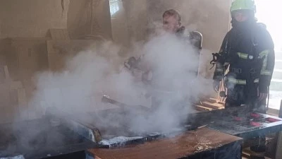 MOBİLYA AT&Ouml;LYESİNDE YANGIN