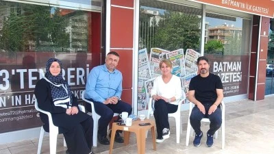 ZÜBEYDE HANIM İLKOKULU YÖNETİMİNDEN GAZETEMİZE ZİYARET