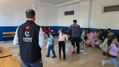 HAYRAT’TAN ÖĞRENCİLERE KIŞ DESTEĞİ